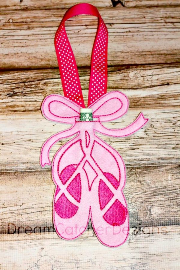 In The Hoop Ballet Felt Bank Embroidery Design