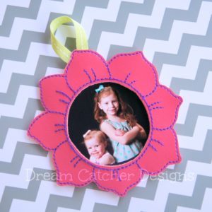 In The Hoop Flower Picture Frame Embroidery Design