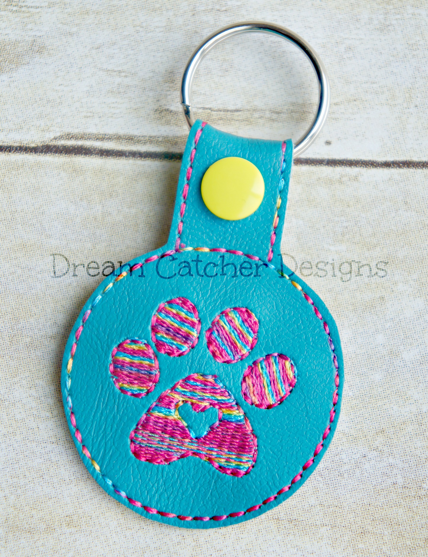 In The Hoop I Heart Geeks Key Fob Keychain Felt Embroidery Design - The  Creative Frenzy
